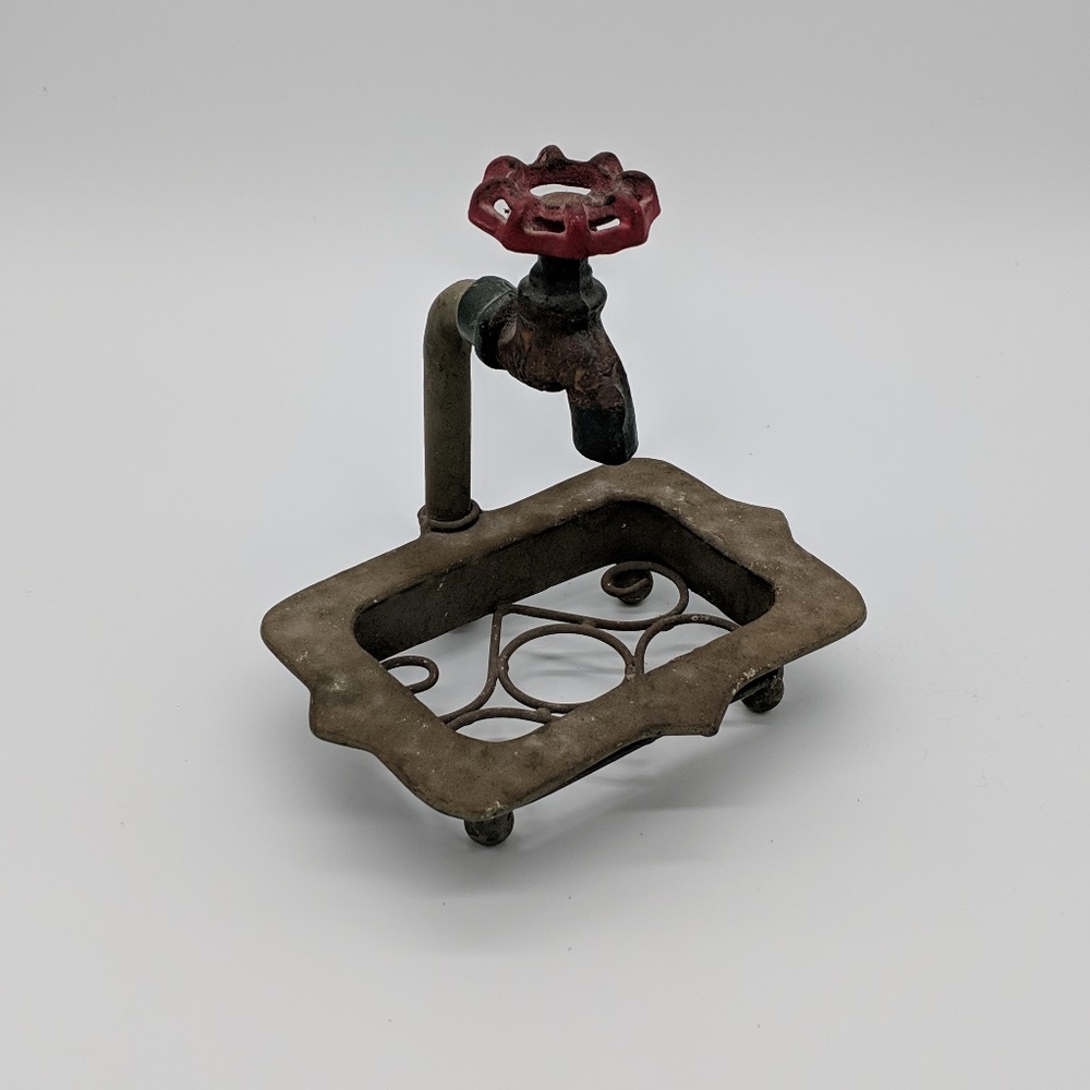 Water Spout Soap Dish